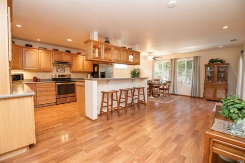 230 Cascade Dr, Vacaville, CA 95687 photo 16