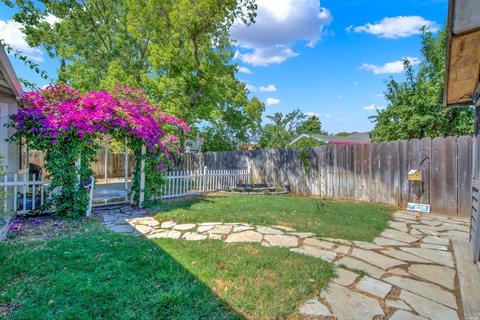 655 E Creekside Cir, Dixon, CA 95620 photo 43