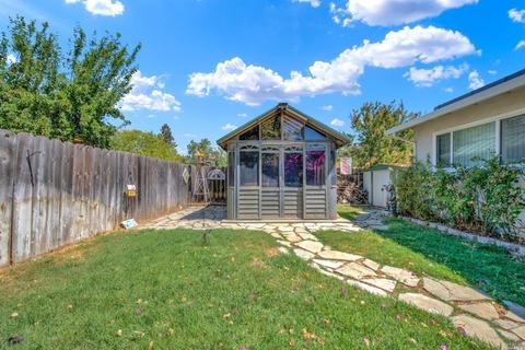 655 E Creekside Cir, Dixon, CA 95620 photo 41