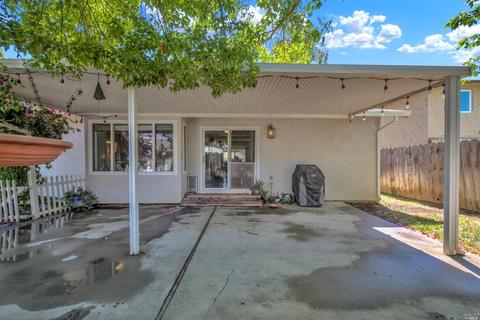 655 E Creekside Cir, Dixon, CA 95620 photo 37