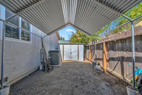 655 E Creekside Cir, Dixon, CA 95620 photo 45