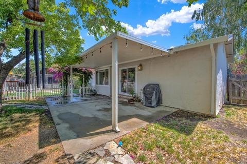 655 E Creekside Cir, Dixon, CA 95620 photo 36