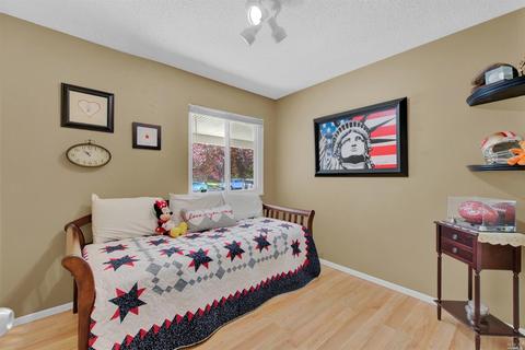 655 E Creekside Cir, Dixon, CA 95620 photo 27
