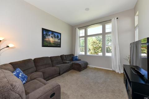 8344 Vercelli Ct, Windsor, CA 95492 photo 6