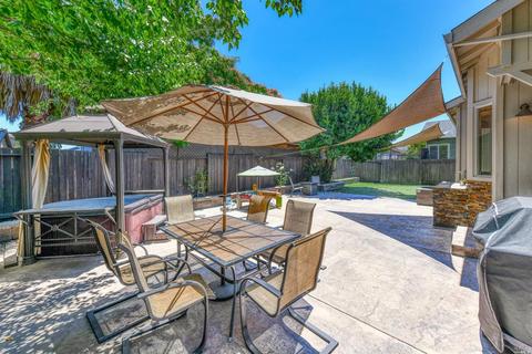 8344 Vercelli Ct, Windsor, CA 95492 photo 31
