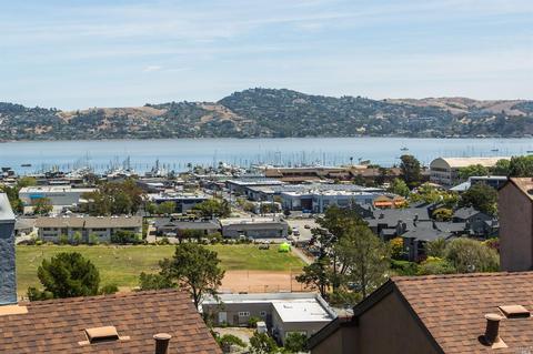 96 Anchorage Rd, Sausalito, CA 94965 photo 2