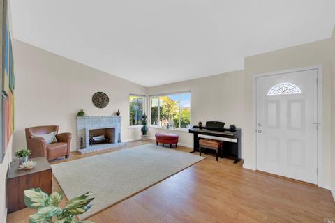 125 Bluebird Ct, Vallejo, CA 94591 photo 9