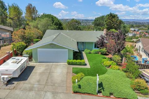 125 Bluebird Ct, Vallejo, CA 94591 photo 2