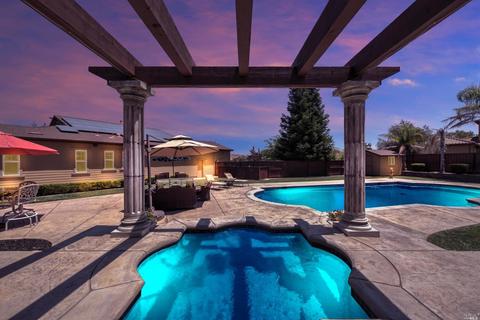 812 Elderberry Loop Loop, Vacaville, CA 95688 photo 3