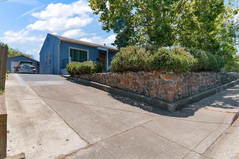 911 Lemon St, Vallejo, CA 94590 photo 3