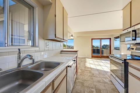 340 Las Plumas Ct, Bodega Bay, CA 94923 photo 32