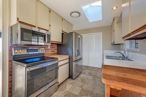 340 Las Plumas Ct, Bodega Bay, CA 94923 photo 15