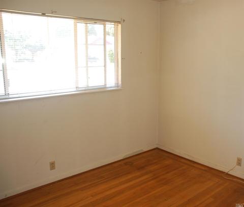 7882 Danmar Dr, Sebastopol, CA 95472 photo 9