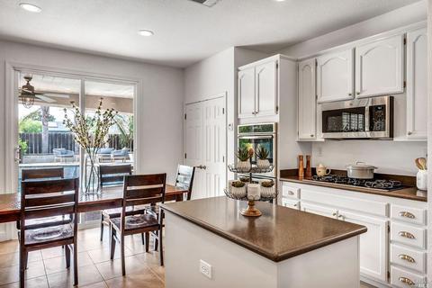 604 Ruby Dr, Vacaville, CA 95687 photo 24