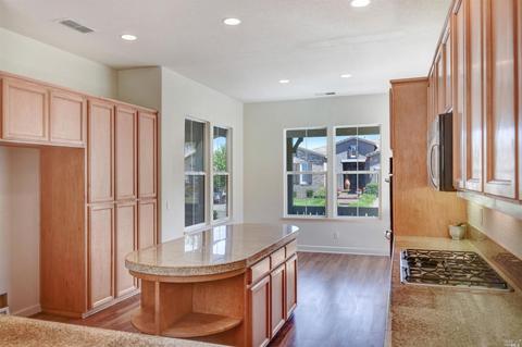 313 Decanter Cir, Windsor, CA 95492 photo 8