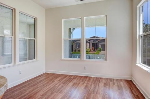 313 Decanter Cir, Windsor, CA 95492 photo 9