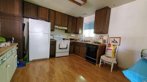 2210 Oriole Ln, Willits, CA 95490 photo 8