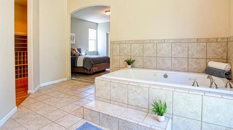 8754 Windsor Rd, Windsor, CA 95492 photo 10