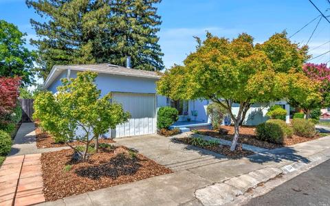2908 Devita Dr, Napa, CA 94558 photo 2