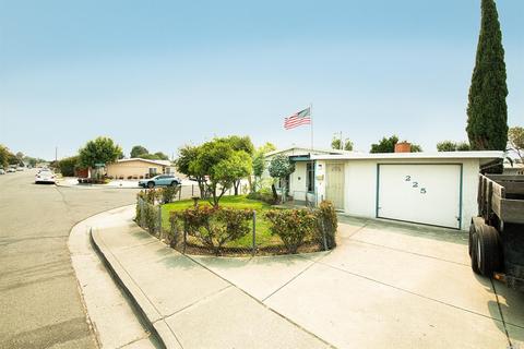 225 E Wyoming St, Fairfield, CA 94533 photo 33