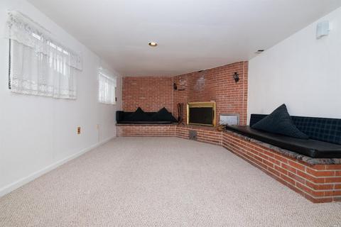 225 E Wyoming St, Fairfield, CA 94533 photo 23