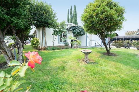 225 E Wyoming St, Fairfield, CA 94533 photo 3