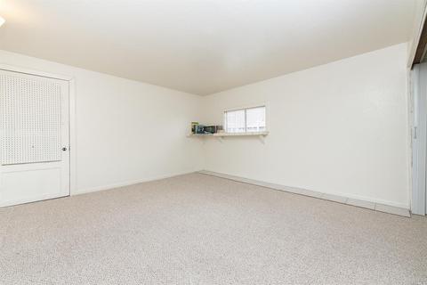 225 E Wyoming St, Fairfield, CA 94533 photo 6