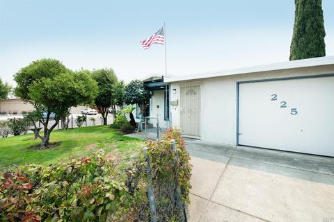 225 E Wyoming St, Fairfield, CA 94533 photo 1
