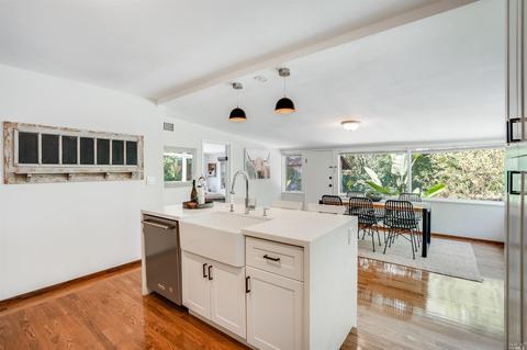 8 Hillside Ave, Kentfield, CA 94904 photo 17