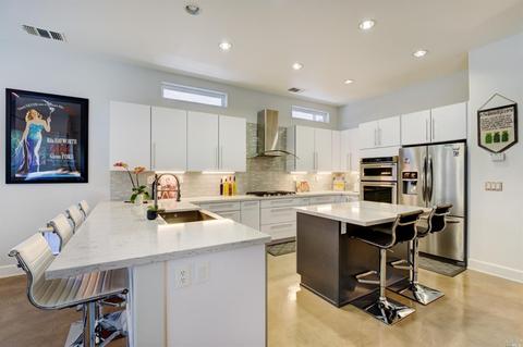 9035 Cambridge Cir, Vallejo, CA 94591 photo 8