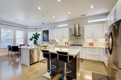 9035 Cambridge Cir, Vallejo, CA 94591 photo 6