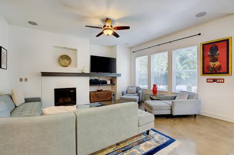 9035 Cambridge Cir, Vallejo, CA 94591 photo 13
