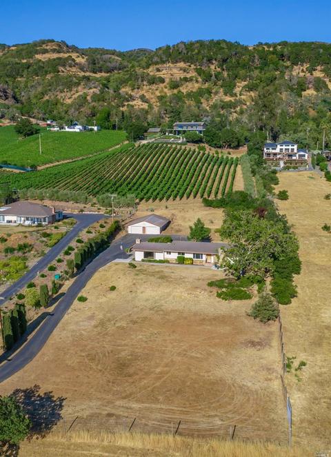4303 E 3rd Ave, Napa, CA 94558 photo 2