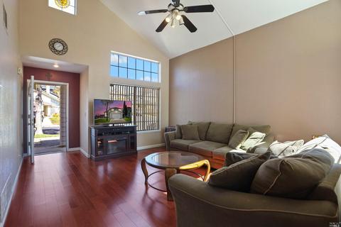 289 Carousel Dr, Vallejo, CA 94589 photo 5
