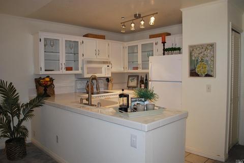 38 Arbor Ct, Cotati, CA 94931 photo 1