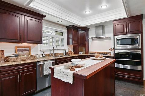 101 Combs Ln, Vallejo, CA 94590 photo 14