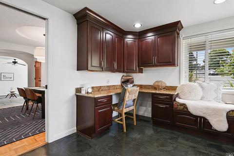 101 Combs Ln, Vallejo, CA 94590 photo 12