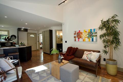 1683 E St, Napa, CA 94559 photo 9