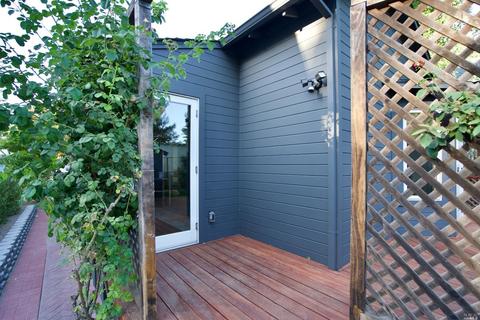 1683 E St, Napa, CA 94559 photo 15