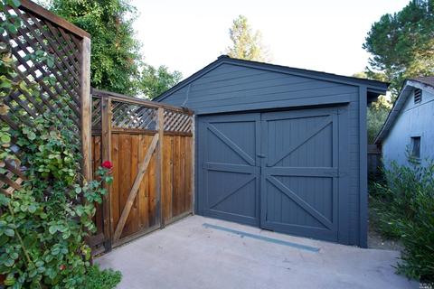 1683 E St, Napa, CA 94559 photo 23