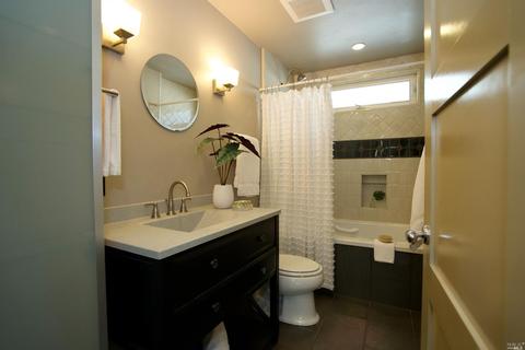 1683 E St, Napa, CA 94559 photo 14