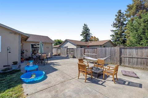 1453 Mcgregor Ave, Petaluma, CA 94954 photo 13
