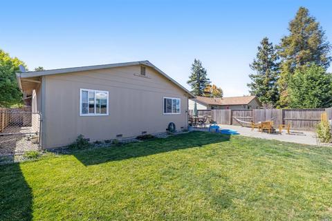 1453 Mcgregor Ave, Petaluma, CA 94954 photo 14