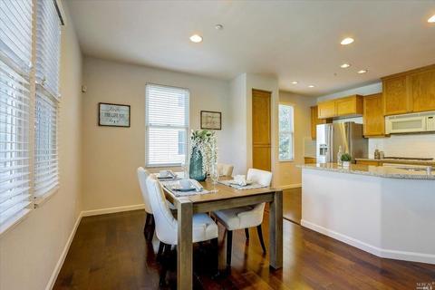 2105 Lewis St, Hercules, CA 94547 photo 9
