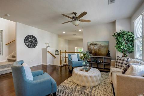 2105 Lewis St, Hercules, CA 94547 photo 8