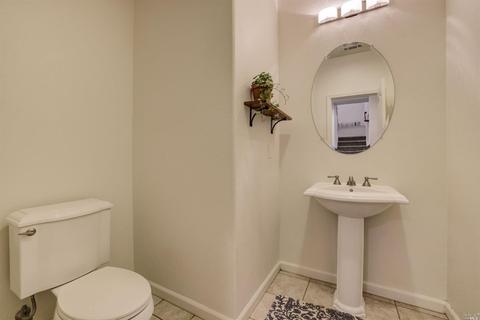 1031 Madrone Ave, Vallejo, CA 94592 photo 12