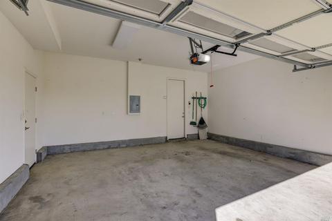 1031 Madrone Ave, Vallejo, CA 94592 photo 70