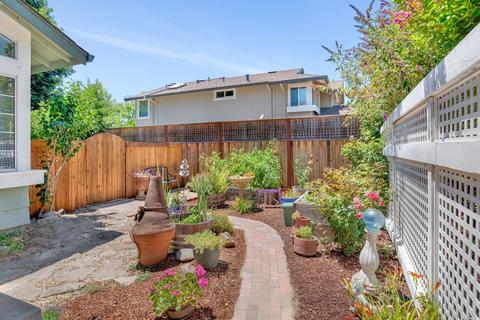 9625 Berkshire Way, Windsor, CA 95492 photo 4