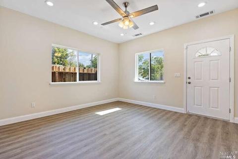 1037 Castlewood Dr, Vallejo, CA 94591 photo 16