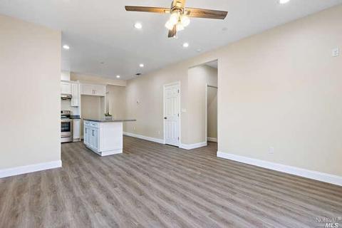 1037 Castlewood Dr, Vallejo, CA 94591 photo 10
